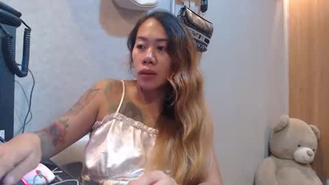 Snapshot of michelle_ux chatting on December 14, 9:41 pm michelle_ux online show from December 14, 9:41 pm