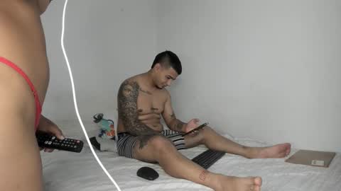 Snapshot of michelleanddavid_ chatting on February 10, 5:06 pm MICHELLE AND DAVID online show from February 10, 5:06 pm