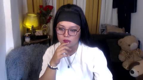 Snapshot of michellechannelxxx chatting on May 16, 6:43 am Michelle online show from May 16, 6:43 am