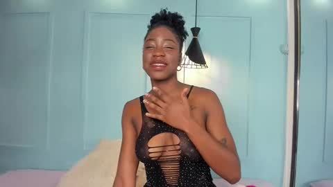 michellepose online show from November 14, 12:59 pm