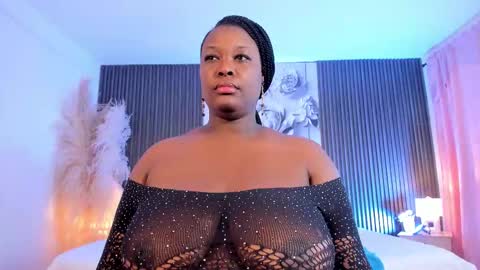 michellepreston_ online show from March 16, 12:09 pm