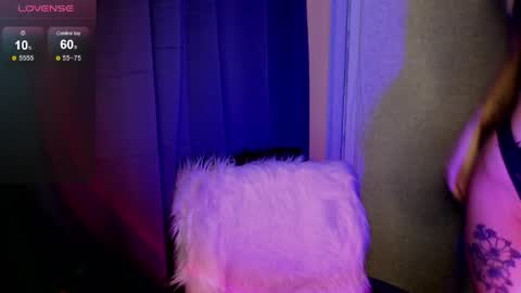 Michelle online show from May 17, 5:09 pm