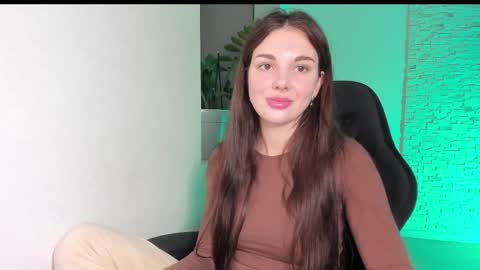 Snapshot of michelliibeautiful chatting on November 7, 5:24 pm Michellee online show from November 7, 5:24 pm