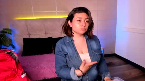 michonne_09 online show from April 19, 3:17 am