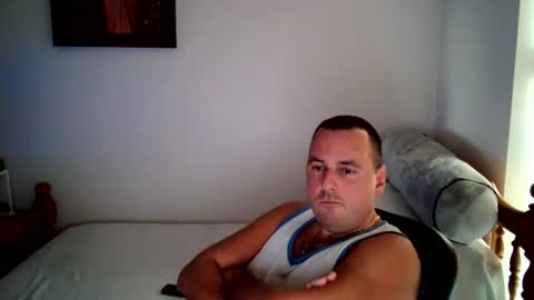 micic3 online show from June 29, 12:39 am