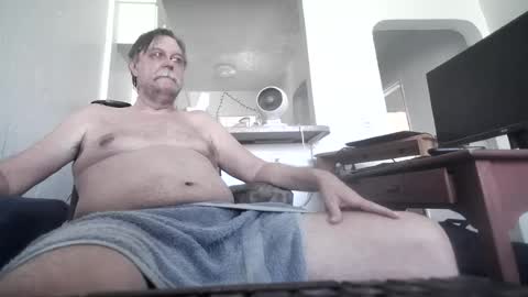 mick_gee online show from July 19, 8:45 pm