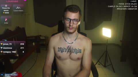 Mickey online show from December 10, 12:27 pm