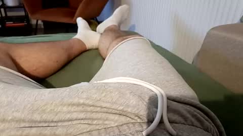 Mickey online show from April 9, 6:13 pm