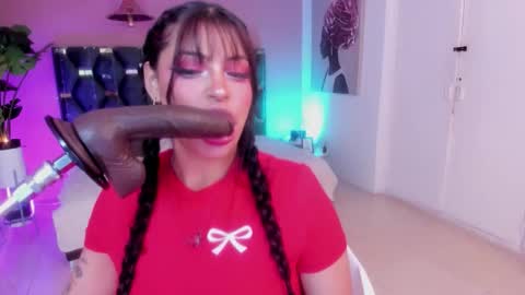 Micki online show from February 19, 11:06 am