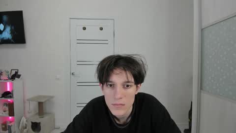 mickleloveu online show from December 1, 4:34 pm