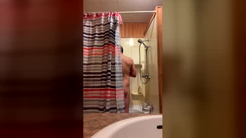 Snapshot of mickolsen1301 chatting on December 5, 10:35 am mickolsen1301 online show from December 5, 10:35 am