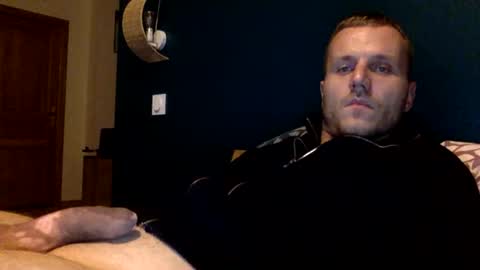 Snapshot of mickylove67 chatting on October 21, 9:15 pm mickylove67 online show from October 21, 9:15 pm