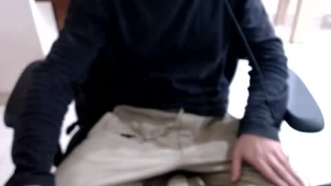 microfama00 online show from January 13, 3:01 am