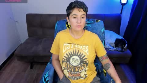 Snapshot of midnight07_ chatting on January 24, 2:07 am Blue online show from January 24, 2:07 am