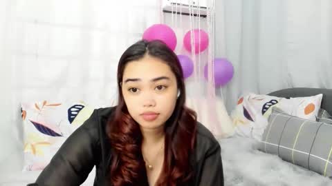 Snapshot of midnightbunny_ chatting on October 17, 5:43 am Bunny 3 online show from October 17, 5:43 am