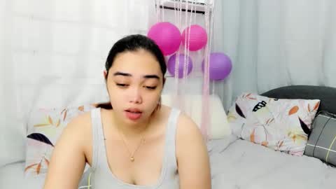 Snapshot of midnightbunny_ chatting on October 23, 3:00 pm Bunny 3 online show from October 23, 3:00 pm