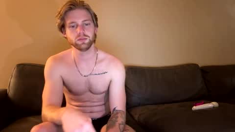 SexyLatinaCouple online show from November 13, 9:30 am