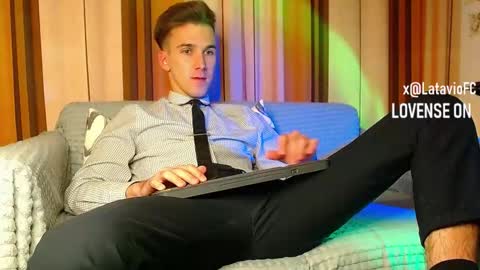 Snapshot of midnighter__ chatting on November 20, 5:01 pm Alexey or just Alex online show from November 20, 5:01 pm