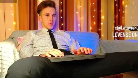 Alexey or just Alex online show from February 4, 9:09 pm