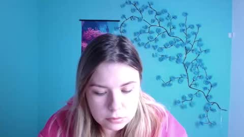 Snapshot of midnightmariana chatting on October 29, 12:18 pm Mariana online show from October 29, 12:18 pm