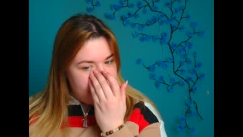 Mariana online show from March 6, 12:12 pm