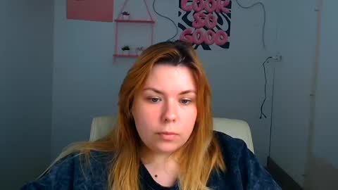 Snapshot of midnightmariana chatting on June 16, 11:35 am Mariana online show from June 16, 11:35 am
