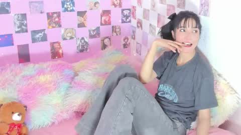 Snapshot of midori_bak_ chatting on November 25, 6:19 pm Sara online show from November 25, 6:19 pm