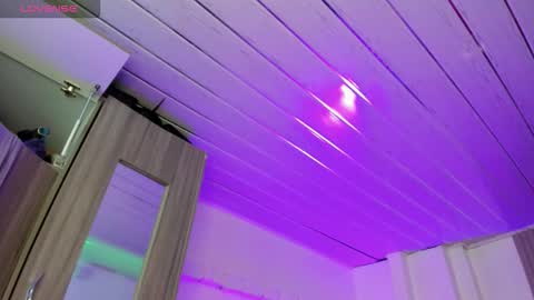 midory_ online show from October 9, 10:30 pm