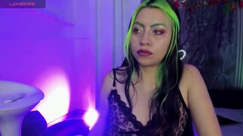 midory_ online show from October 12, 1:04 am