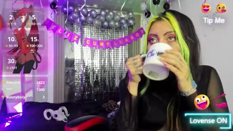 midory_ online show from November 4, 3:49 am