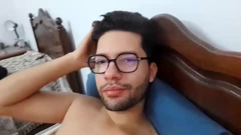 Sam online show from November 2, 8:39 am