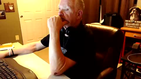 midwestdad09 online show from November 8, 11:58 pm