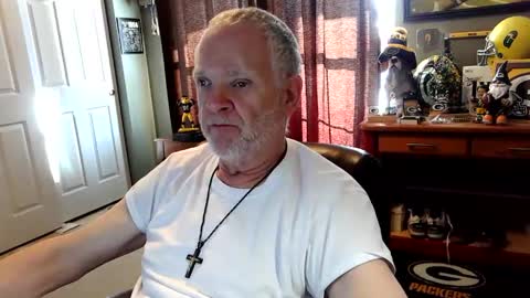 midwestdad09 online show from December 16, 7:19 pm