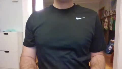 Snapshot of midwestdad2026 chatting on January 7, 3:31 am midwestdad2026 online show from January 7, 3:31 am