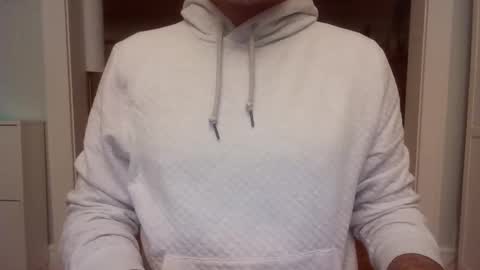 Snapshot of midwestdad2026 chatting on February 3, 3:26 am midwestdad2026 online show from February 3, 3:26 am