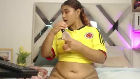 miel online show from June 27, 2:23 pm