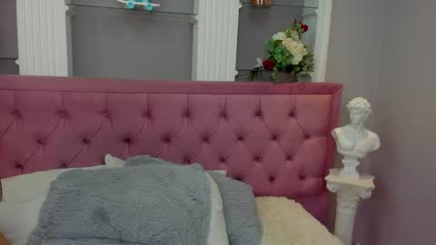 miel online show from April 17, 10:35 pm