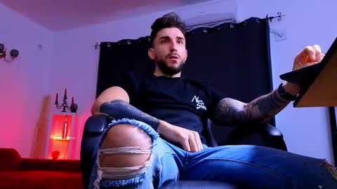 MightyAaron online show from January 5, 5:27 pm