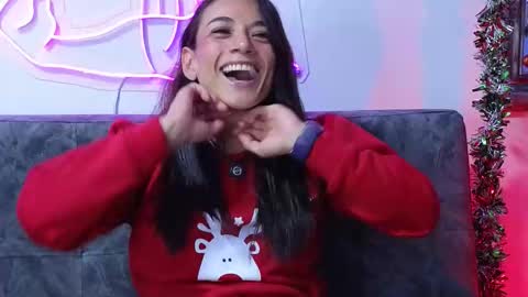 Laura online show from December 20, 10:39 pm