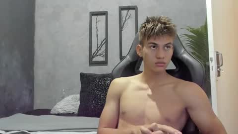 Miguel Hernandez online show from December 3, 12:38 pm