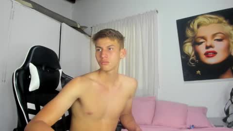 Miguel Hernandez online show from December 7, 8:16 pm