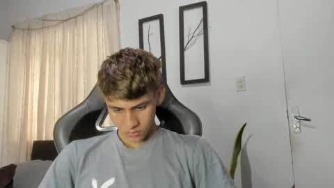 Miguel Hernandez online show from February 19, 3:27 pm