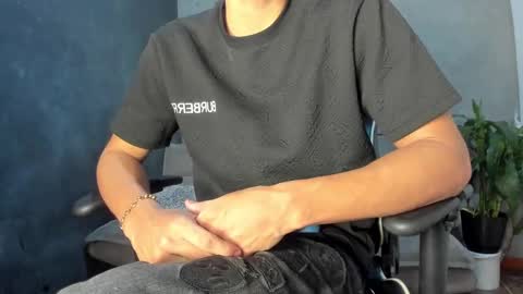 Miguel Hernandez online show from March 1, 9:37 pm