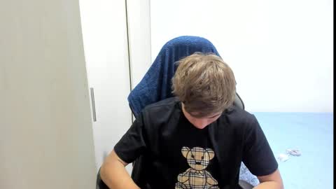 Miguel Hernandez online show from November 6, 10:32 pm