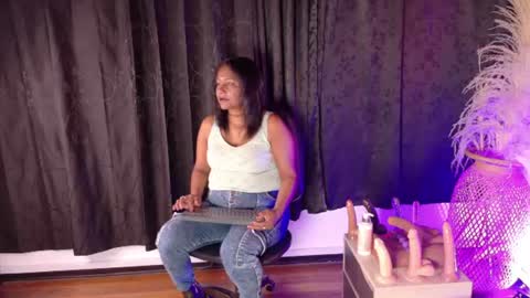 miia_blace online show from June 20, 9:23 am
