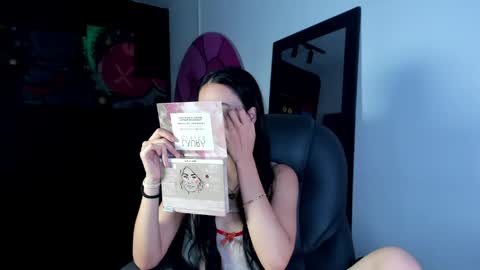 miia_bratz online show from May 26, 9:22 pm