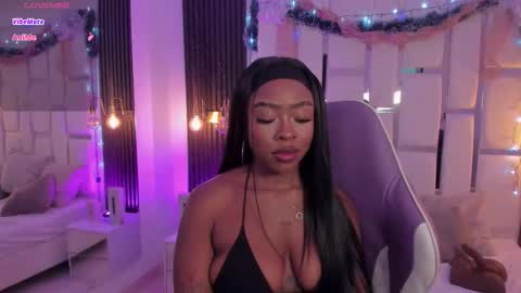 Miia Schwarz  online show from December 4, 11:02 pm