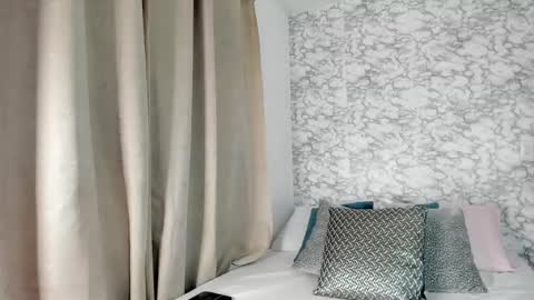 miiaa_monroe online show from November 23, 10:26 am