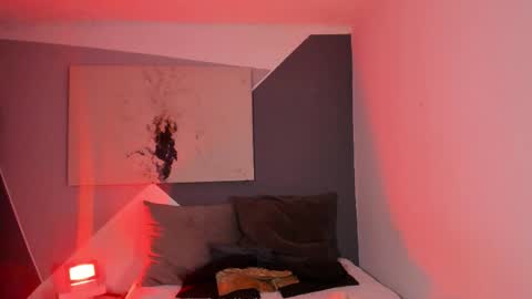 Snapshot of miiaawallace chatting on November 13, 10:30 pm miiaawallace online show from November 13, 10:30 pm