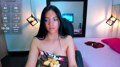 Snapshot of miichael_black chatting on November 21, 11:09 am Michael Black online show from November 21, 11:09 am